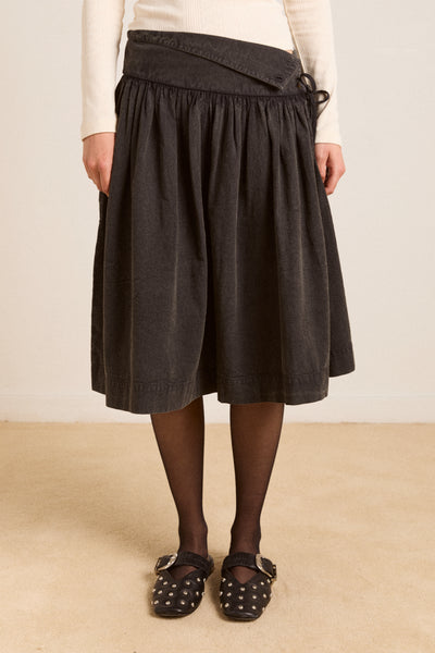fia volume knee length skirt - carbon