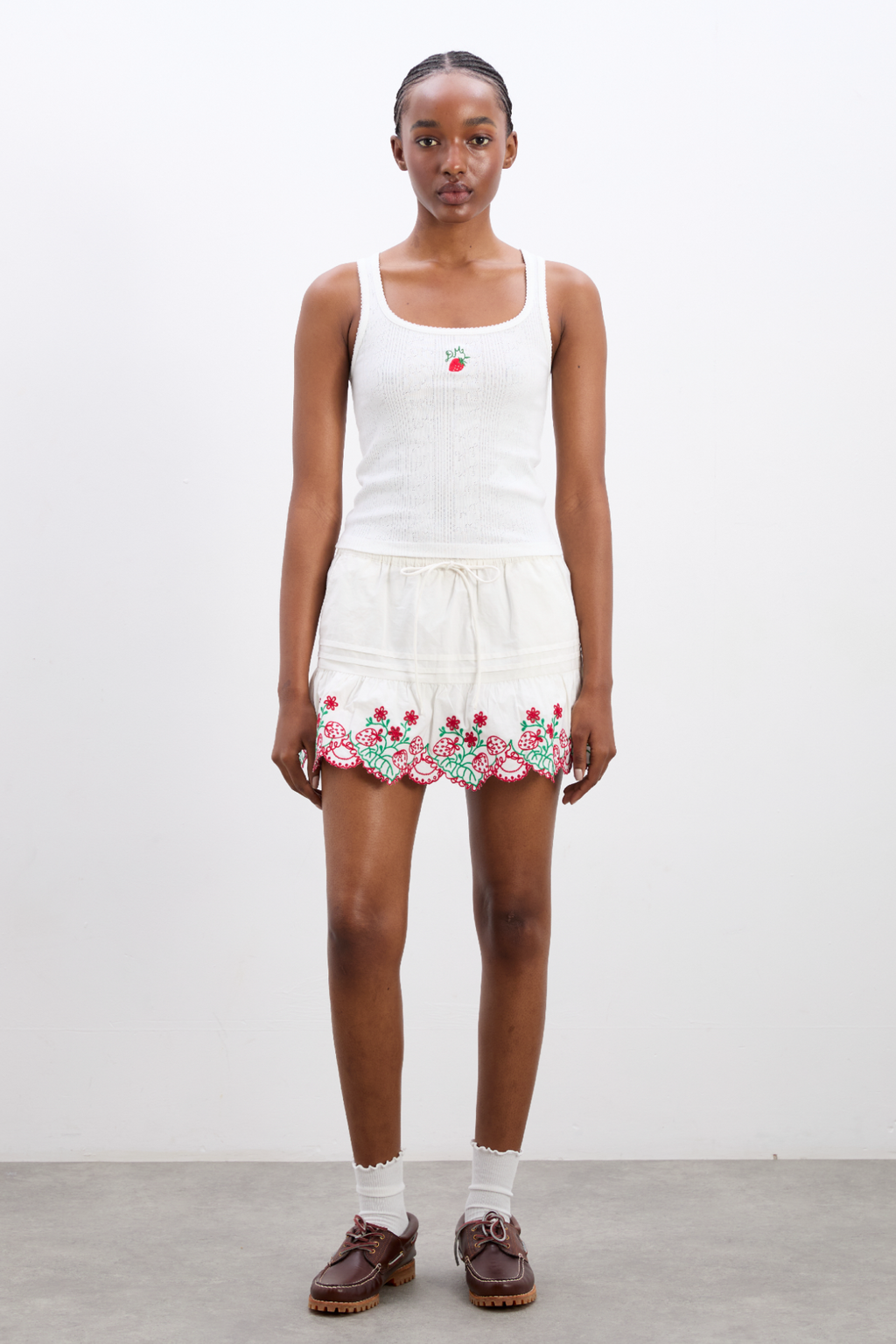 Andy Skort - Berry Embroidery – Damson Madder