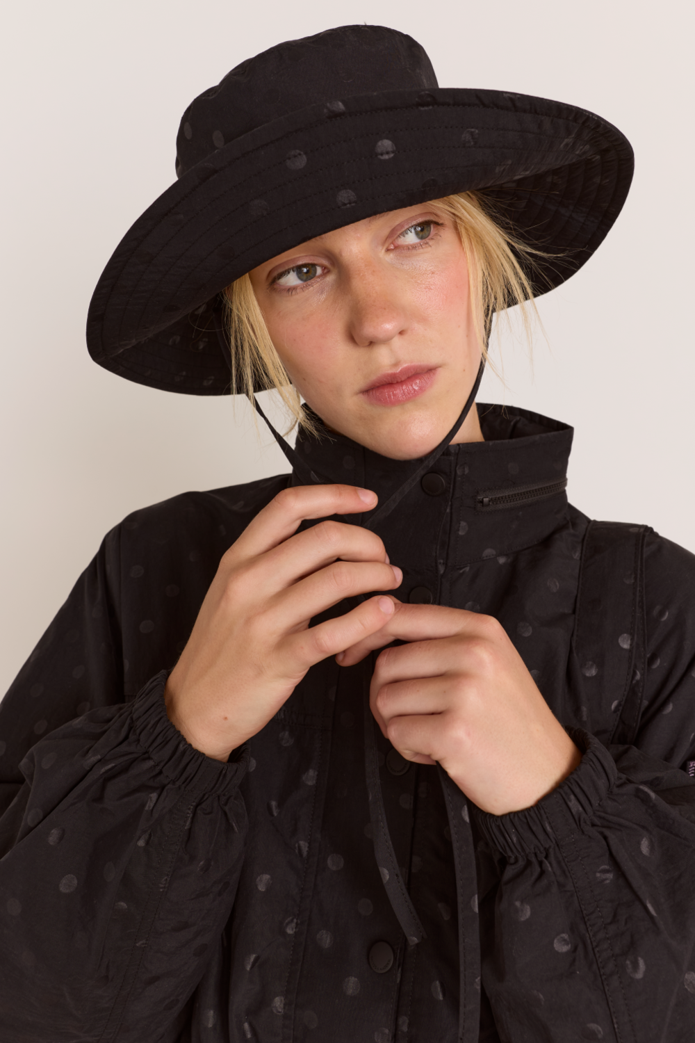 Athena Rainhat - Black Spot – Damson Madder