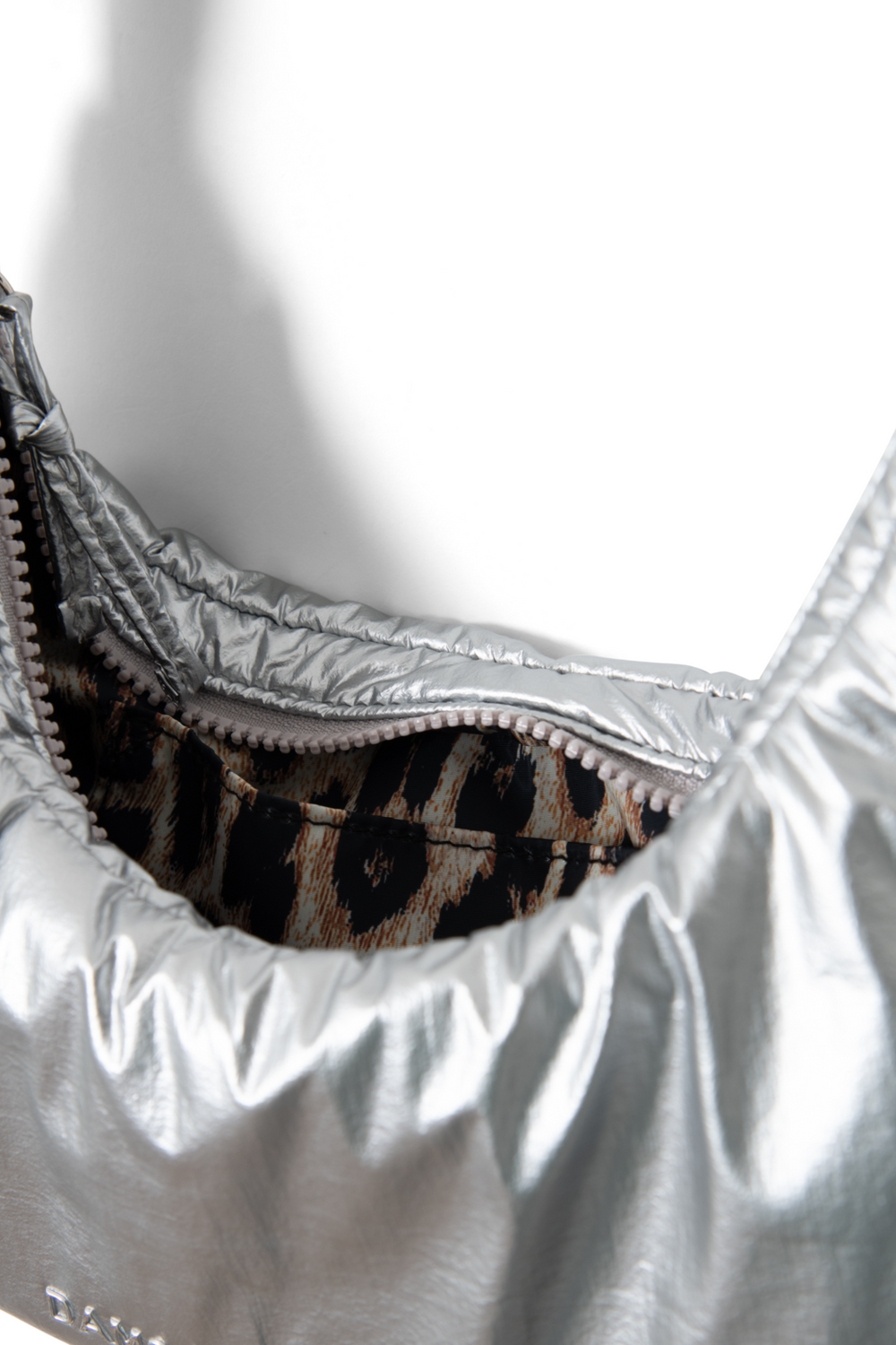 puffy saz bag - silver