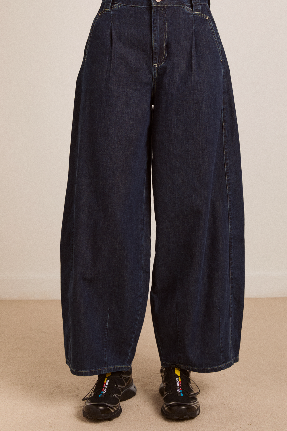 erika jean with bag- neptune wash