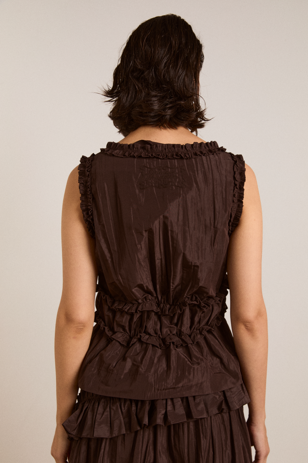 everly ruffle blouse - choc taffeta