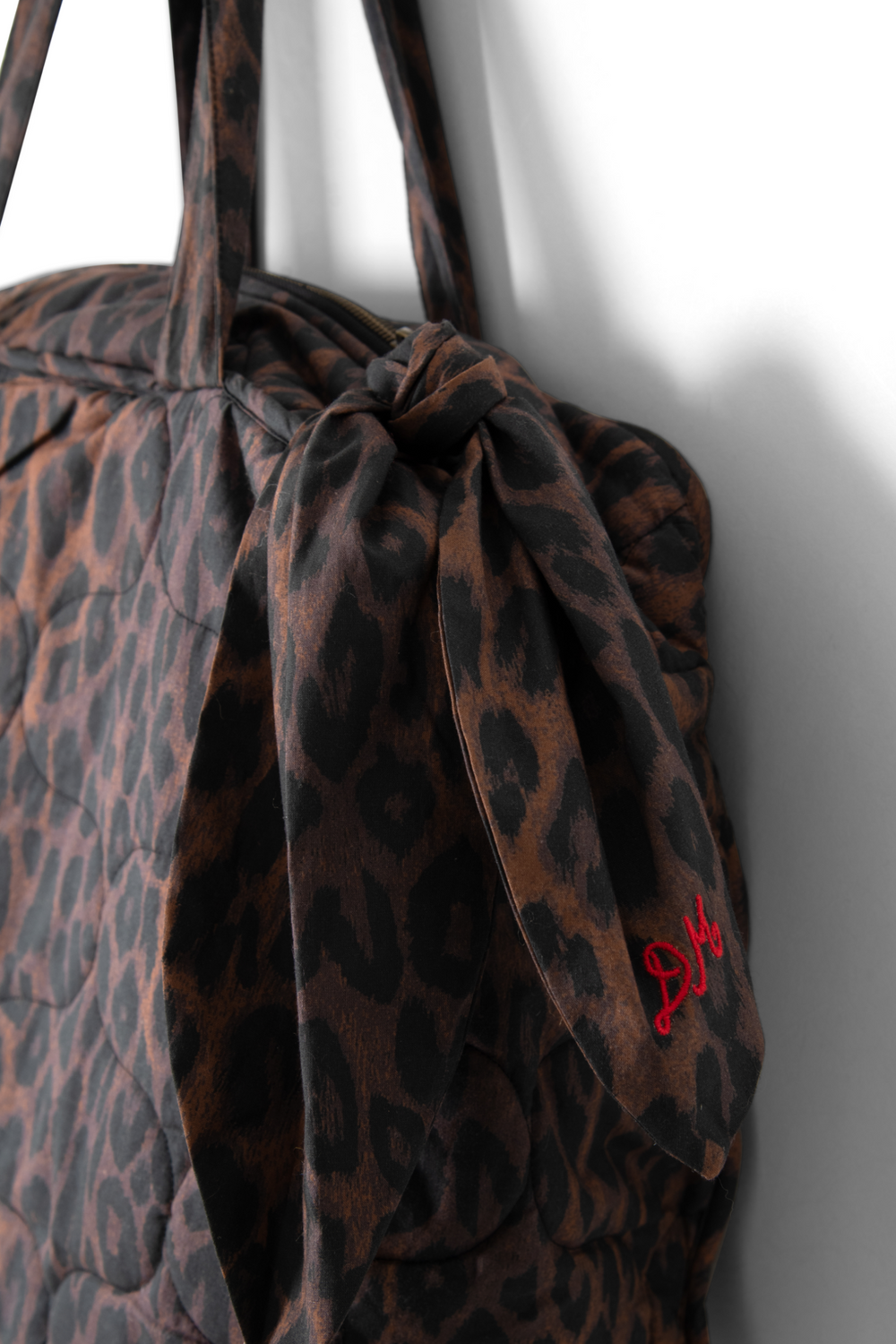 dark leopard quilted tote bag