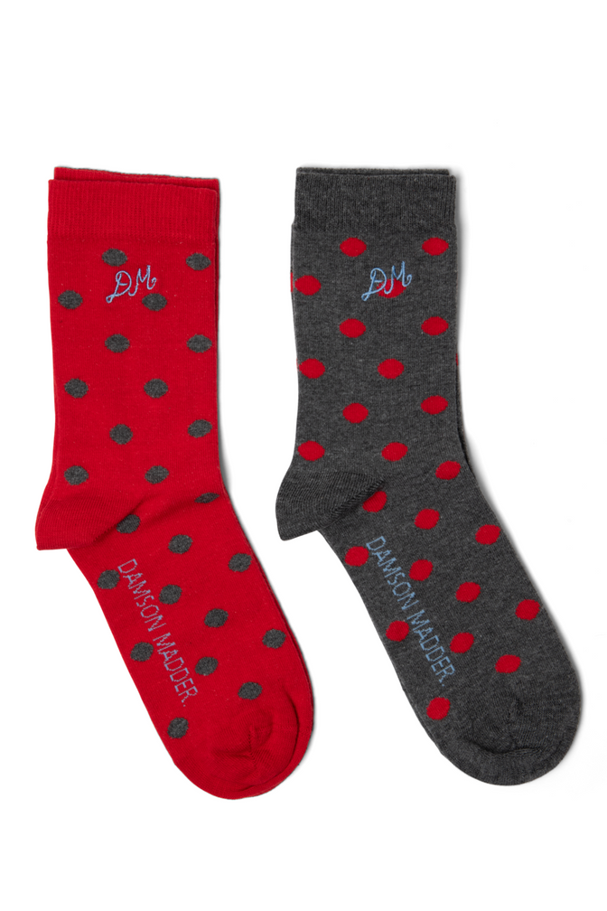 2 pack socks in red & charcoal spot