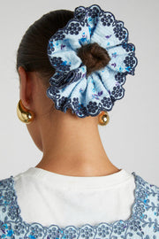 broderie edge oversized scrunchie in blue