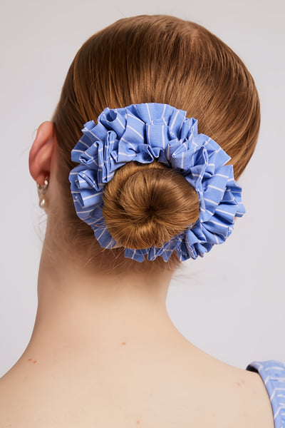 garter scrunchie - blue and white stripe