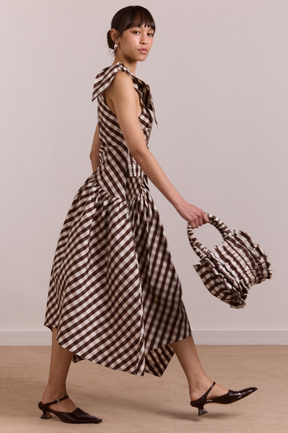 alani ruffle bag - choc & mint