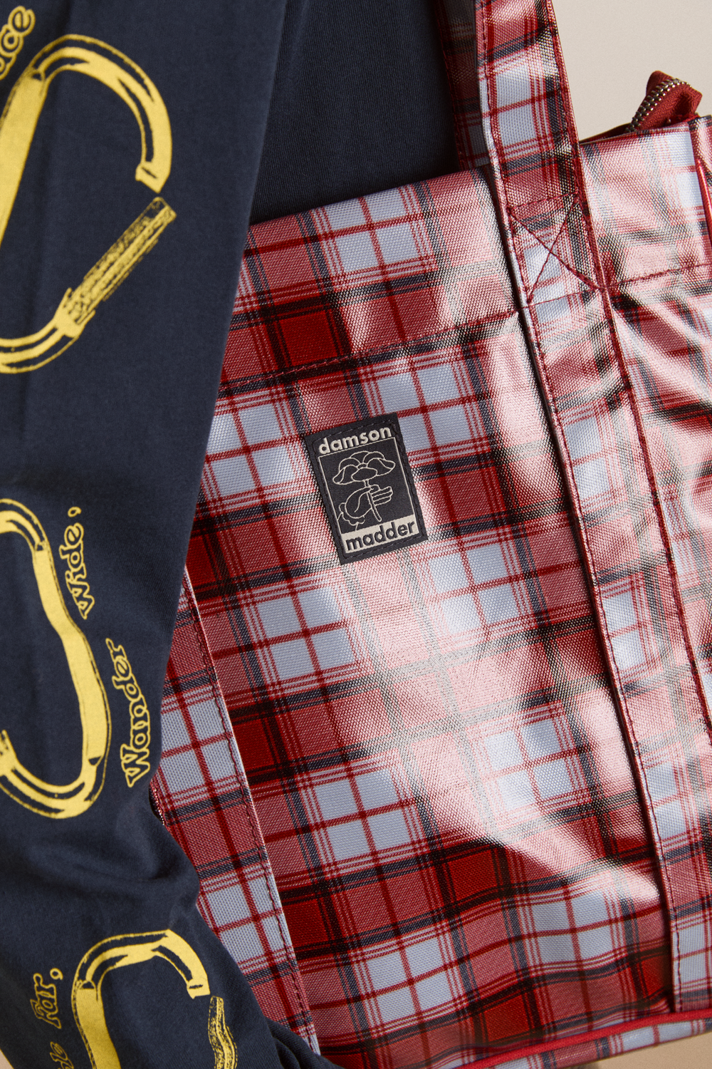 Coated market bag in blue fog multi check