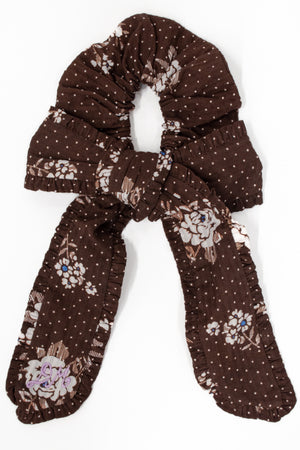 SCRUNCHIE WITH BOW IN BROWN FLORAL
