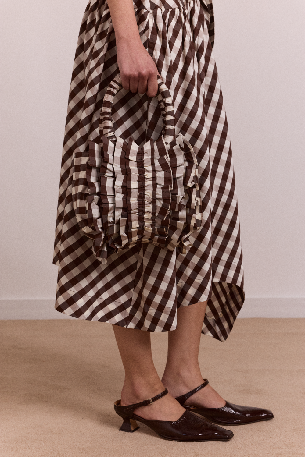 alani ruffle bag - choc & mint