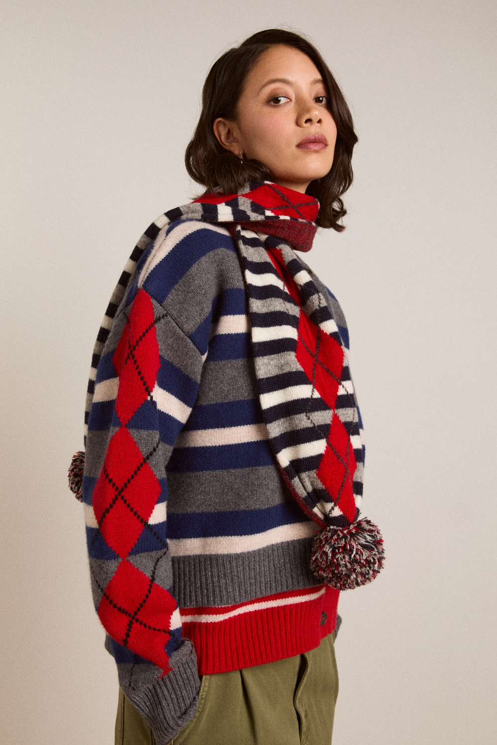 pom pom scarf - argyle stripe