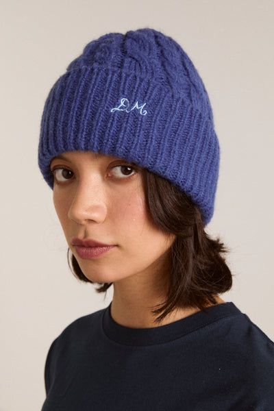 cable knit beanie - cobalt