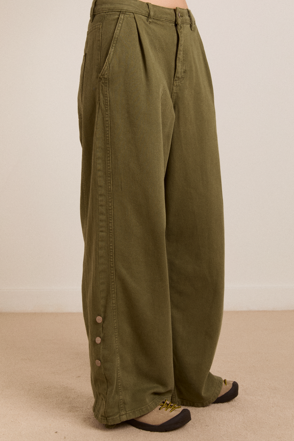 wylie turn up jeans - khaki