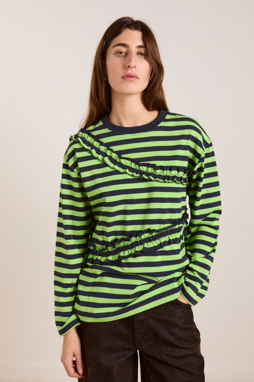 prudie ruffle tee - navy/lime