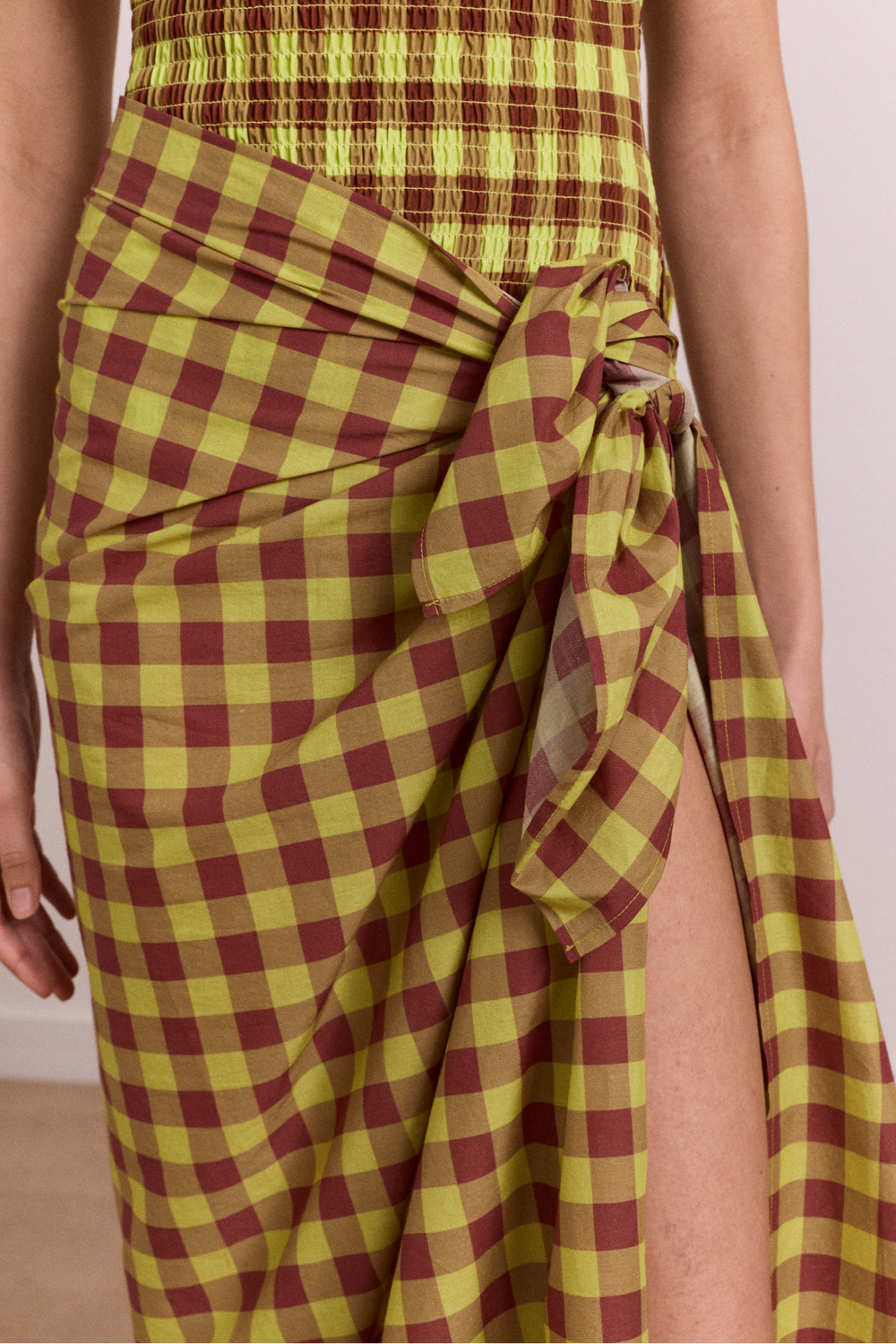 sarong - avo choc gingham