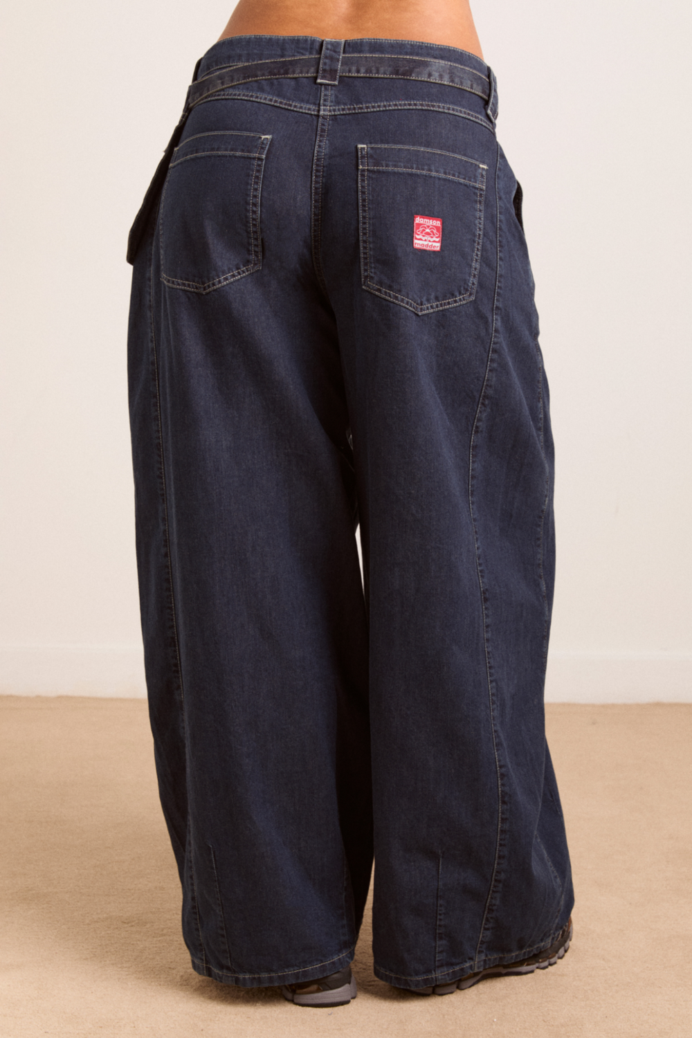 erika jean with bag- neptune wash