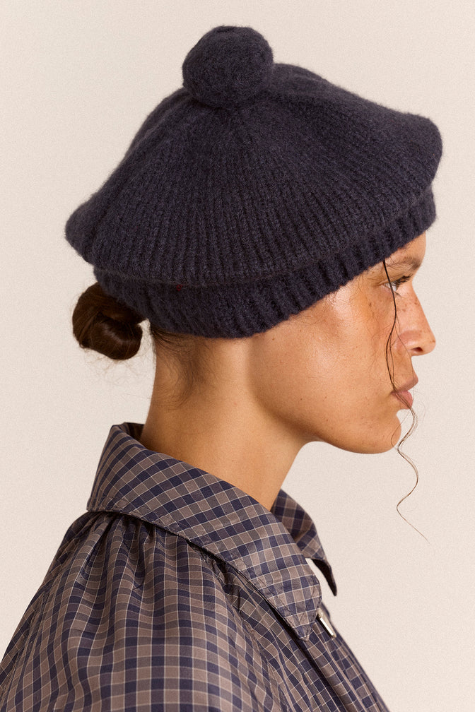 Knitted Pom Pom Beret - Navy
