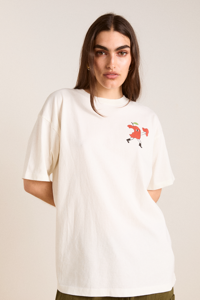 apple peel boyfriend tee - ecru
