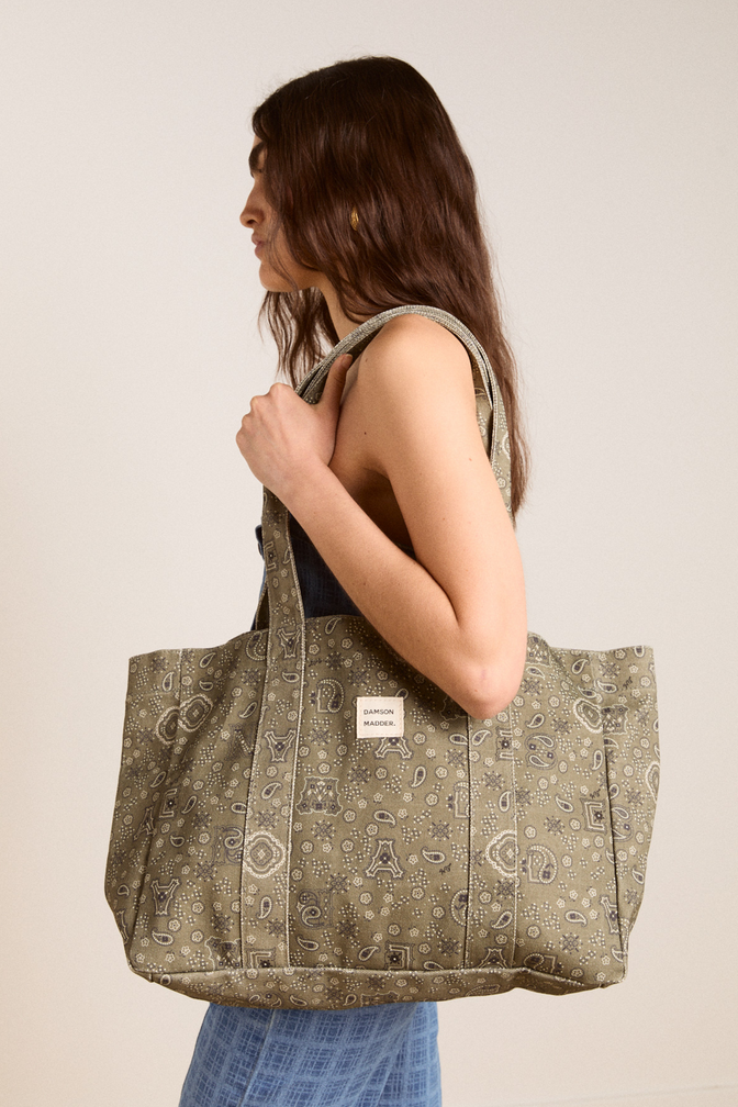 dm canvas tote - olive paisley print