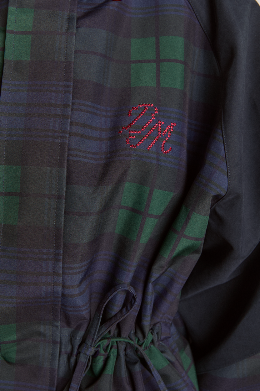 Imperméable damson madder avec motif en damier et ceinture cintrée