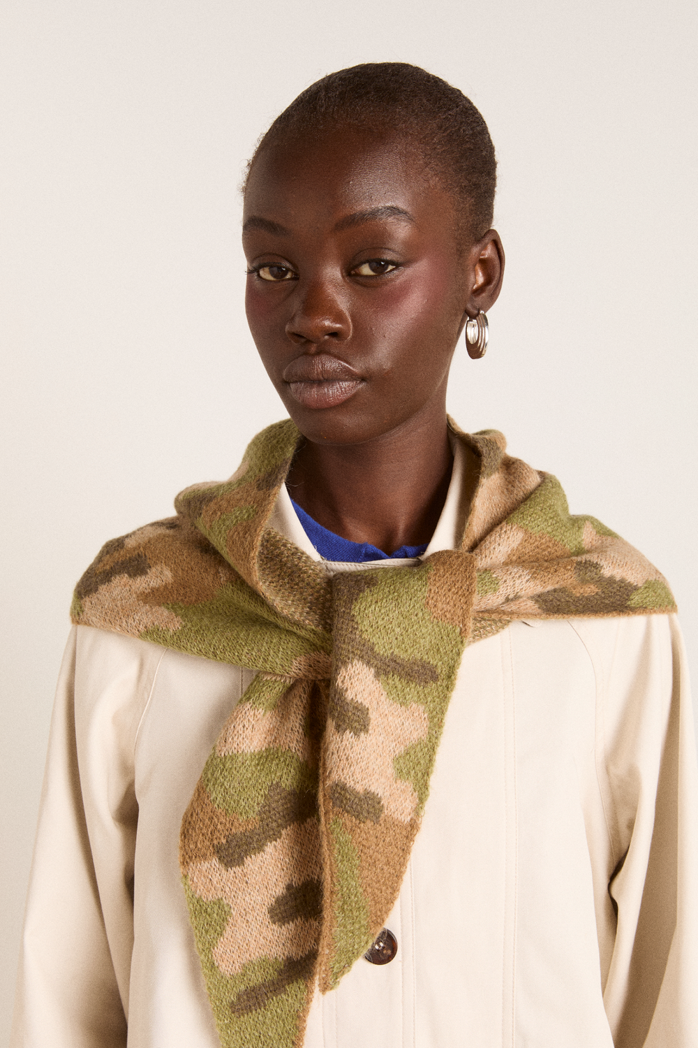 Knitted Triangle Scarf - Camo