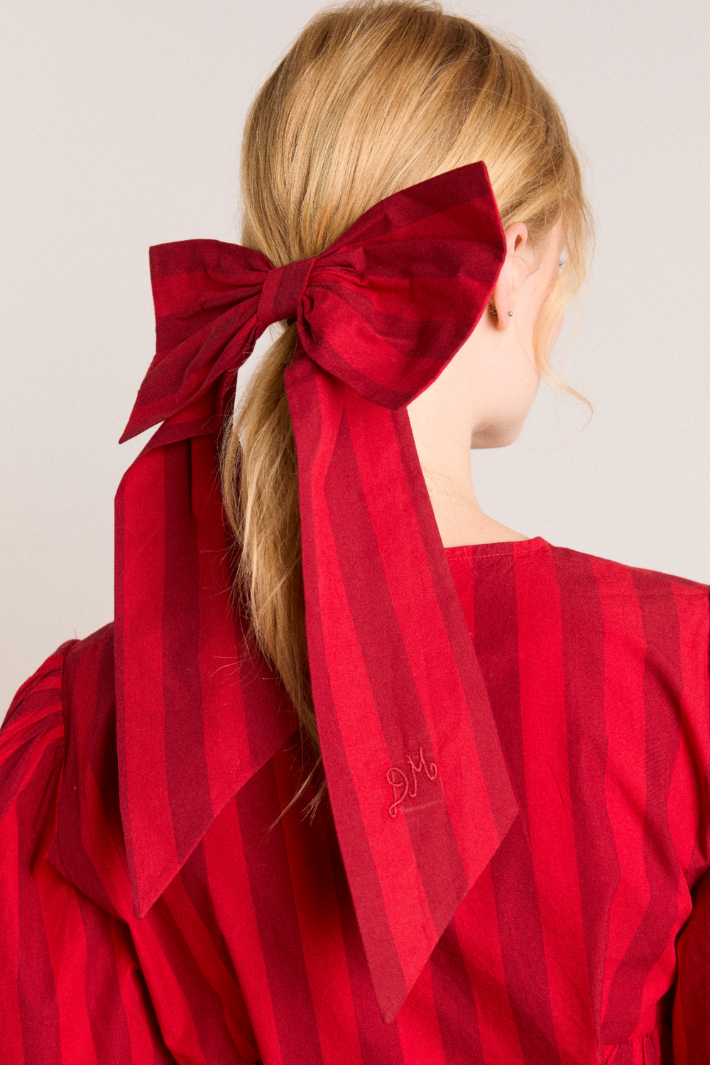 oversized bow clip - red / burg stripe