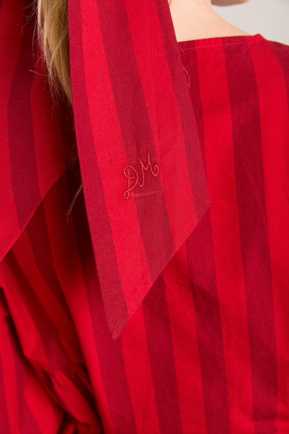 oversized bow clip - red / burg stripe
