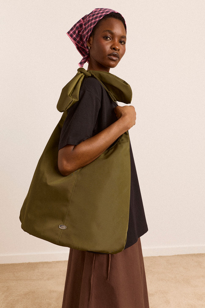 Gene Oversized Bag In Olive
