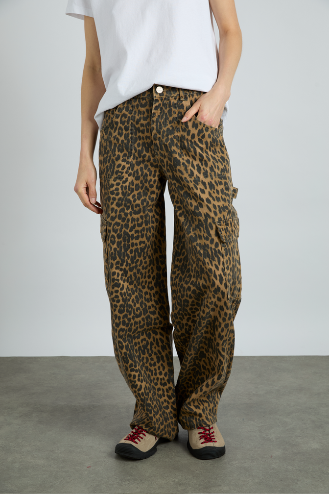 cargo jeans - leopard