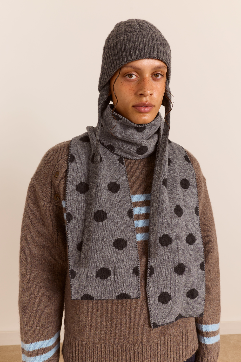 Cashmere Mix Turn Up Tie Beanie - Charcoal