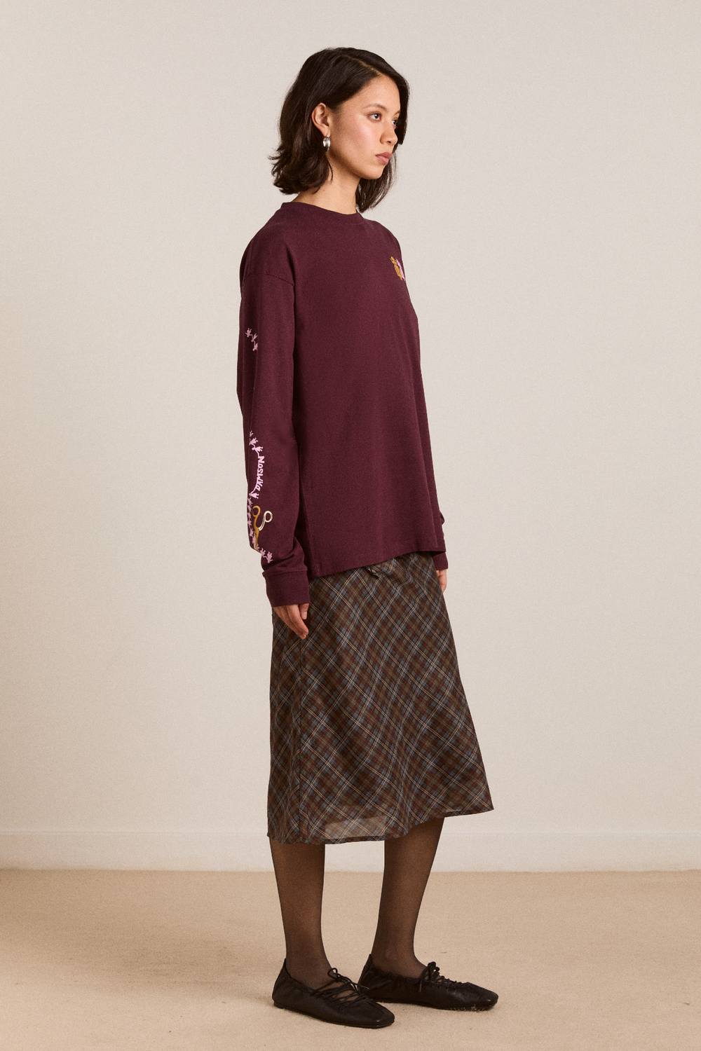 paper cut gals ls tee - fig