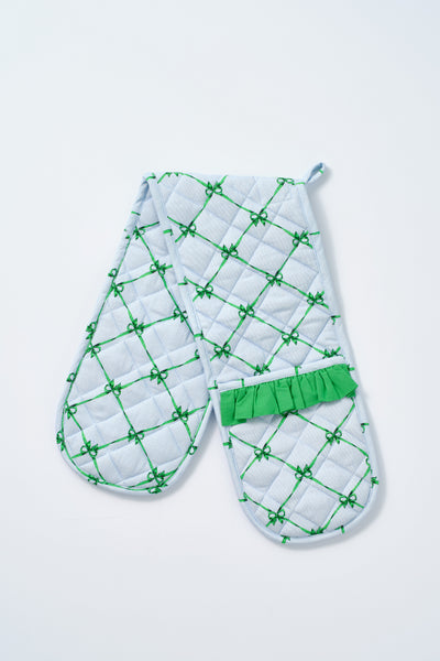 ruffle trim oven gloves - green & blue bow