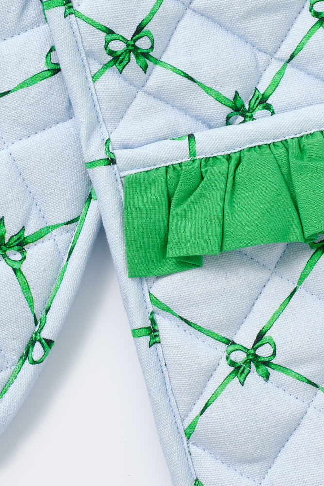 ruffle trim oven gloves - green & blue bow