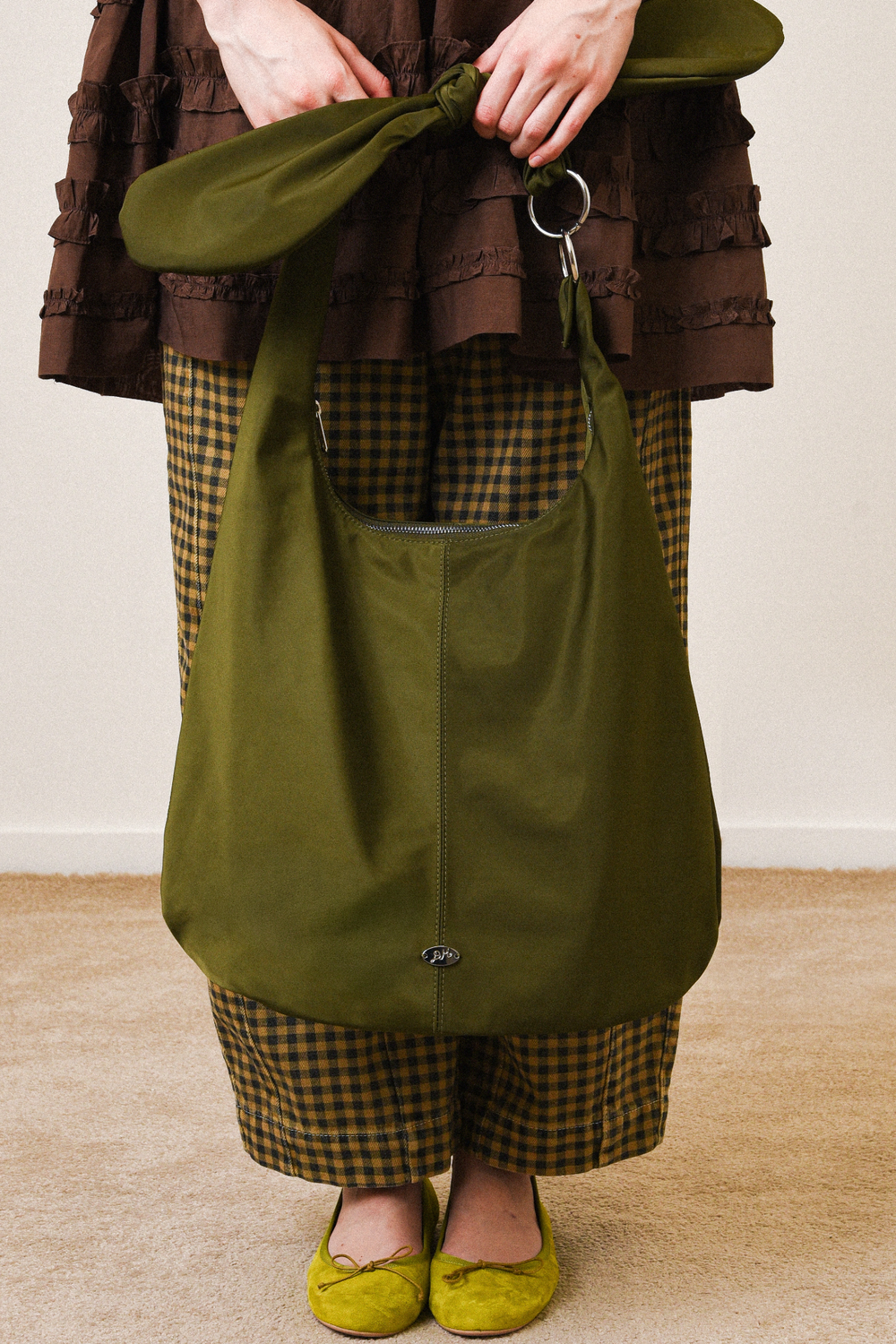 Gene Oversized Bag In Olive