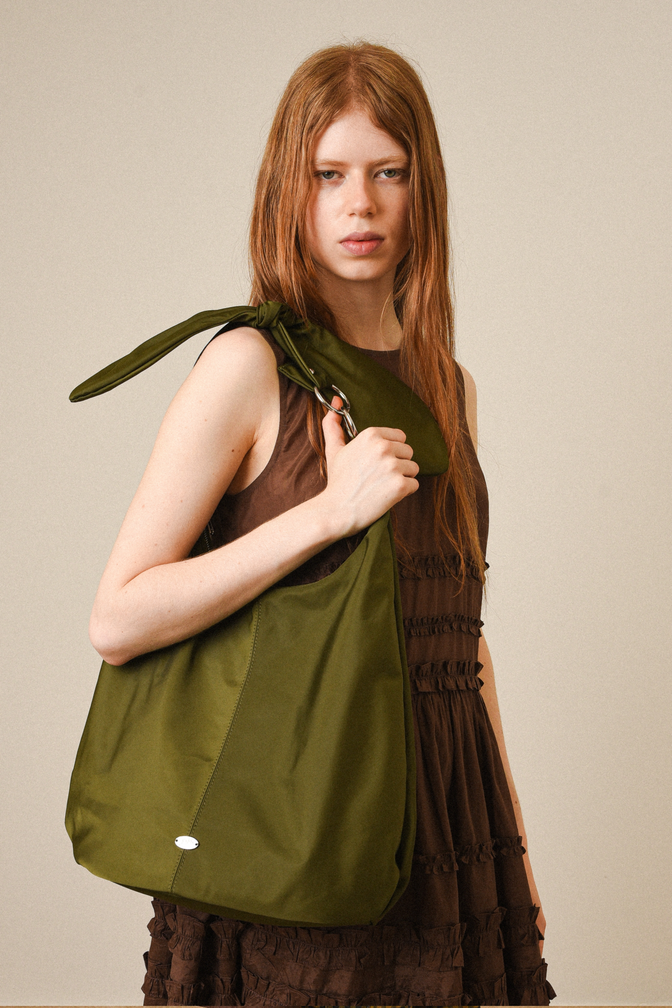 Gene Oversized Bag In Olive