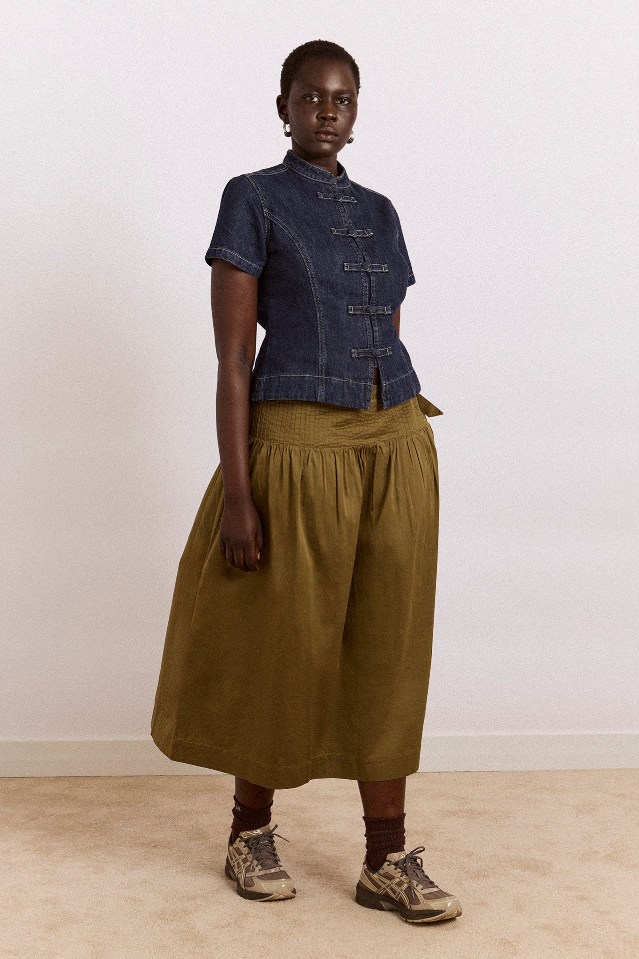 josie midi skirt - olive cotton satin – Damson Madder