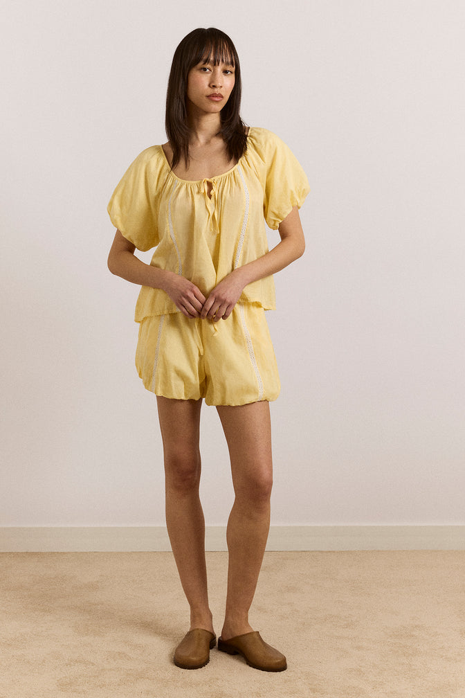 maura lace trim short - butter