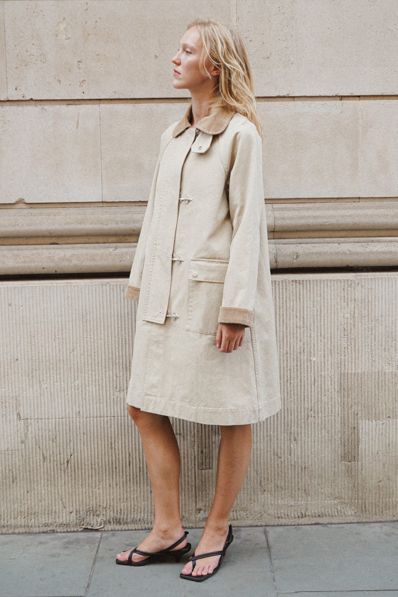 Antoine Barn Jacket - Light Stone – Damson Madder