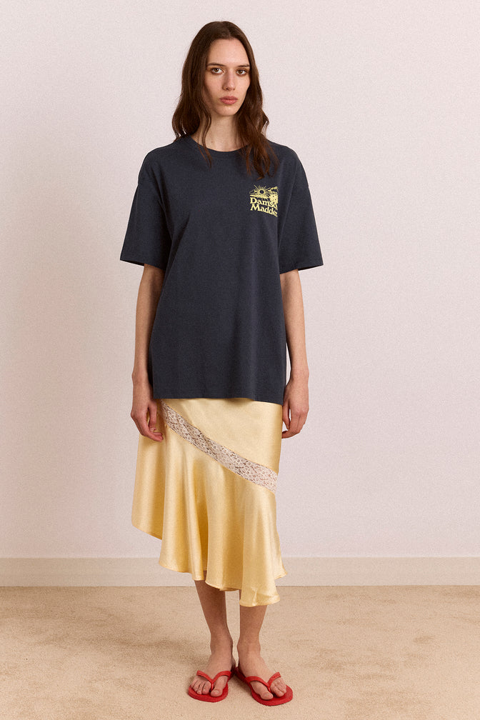 miraculous garden - navy t-shirt