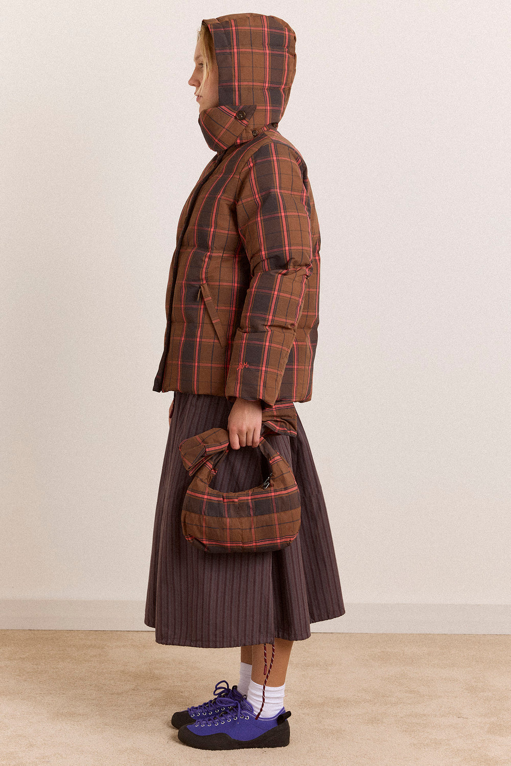 Pearl Hooded Puffer - Wren Check