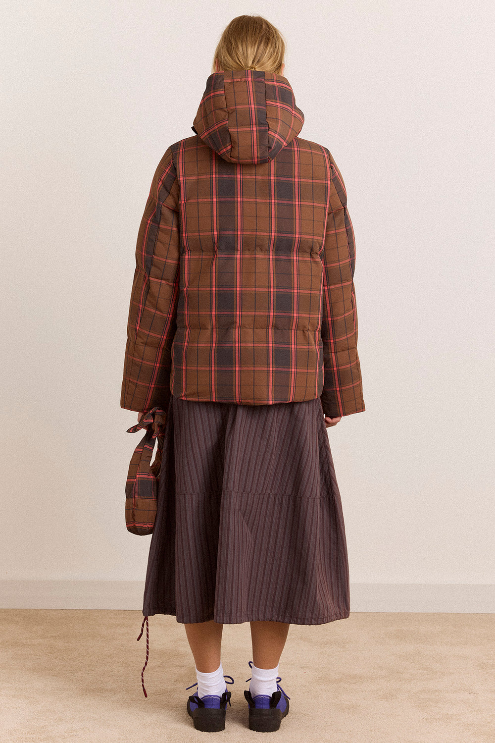 Pearl Hooded Puffer - Wren Check