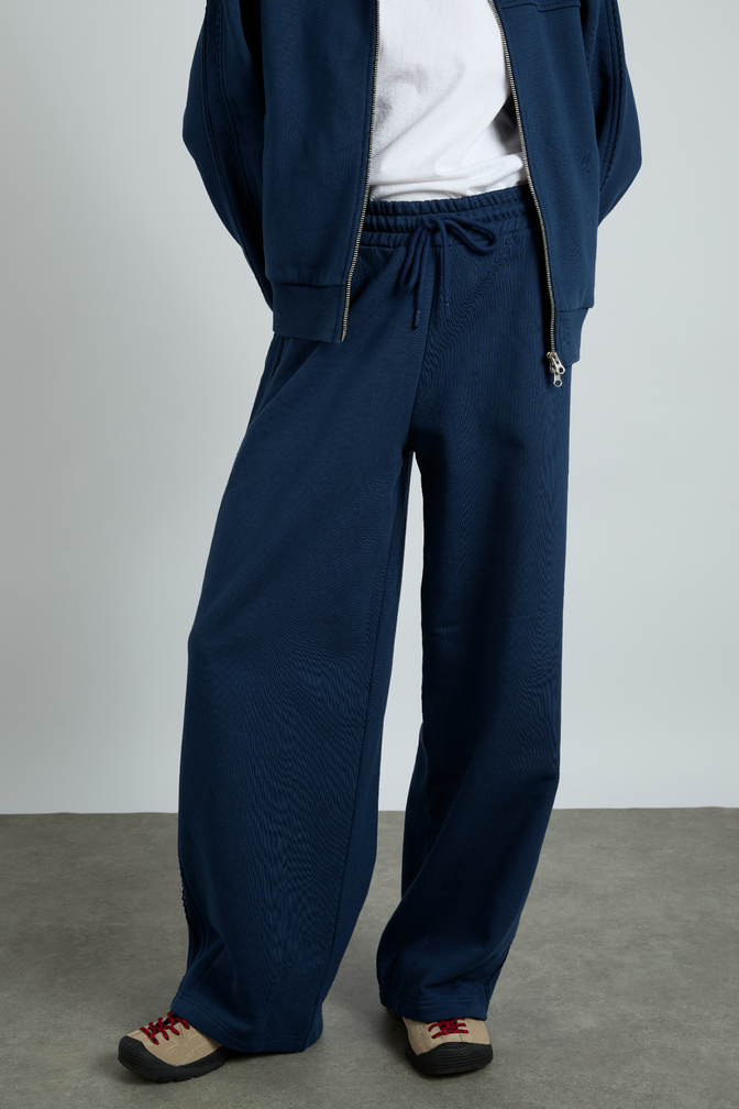 Rafe Jogger With Crochet Edge Stripe - Navy