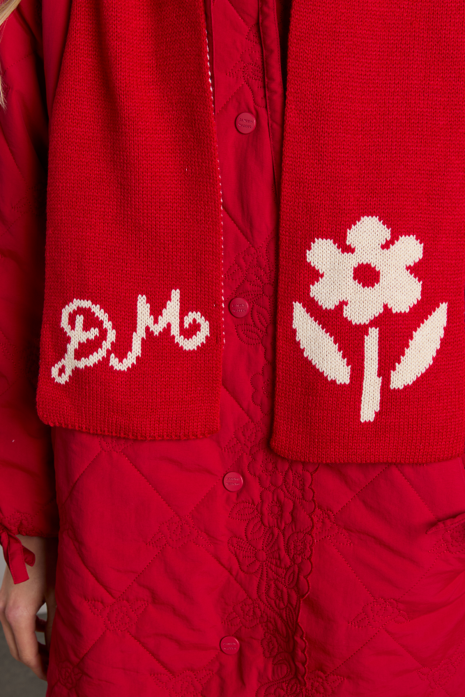 knitted skinny scarf with motif detail