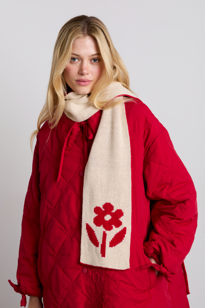 knitted skinny scarf with motif detail