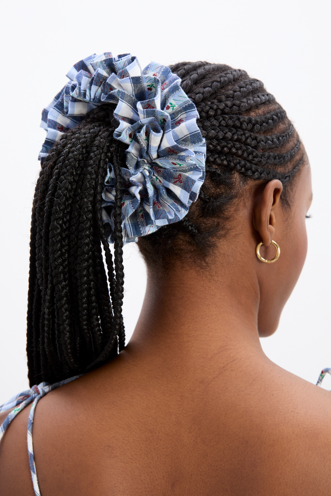 Garter Scrunchie In Navy Margot Gingham