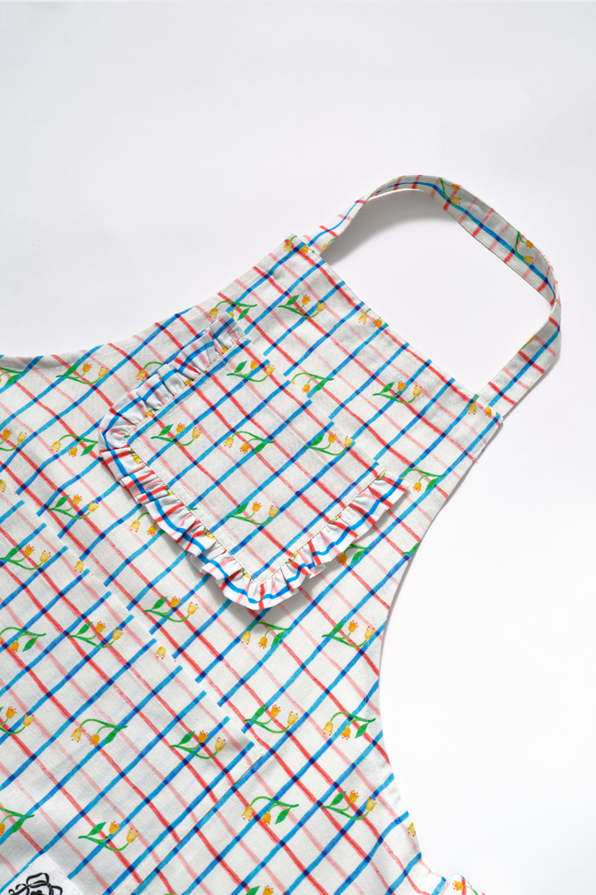 valerie apron - tulip check