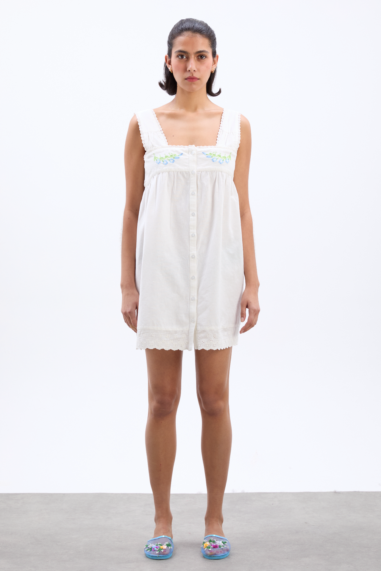 elspeth embroidered nightdress - white