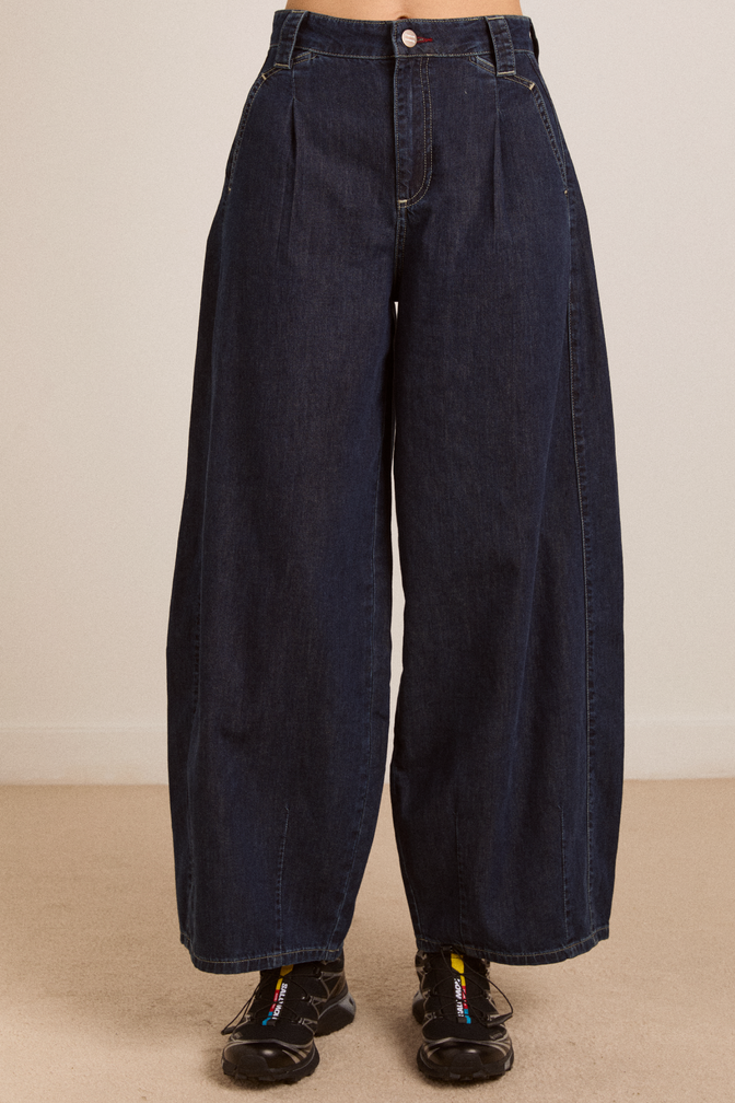 erika jean with bag- neptune wash