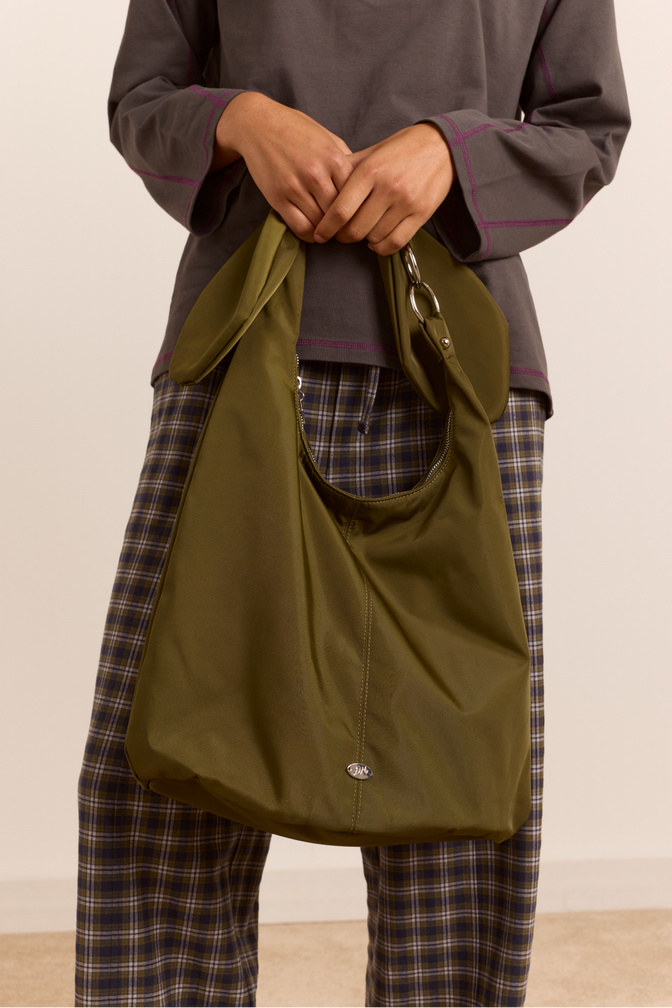 Gene Oversized Bag In Olive