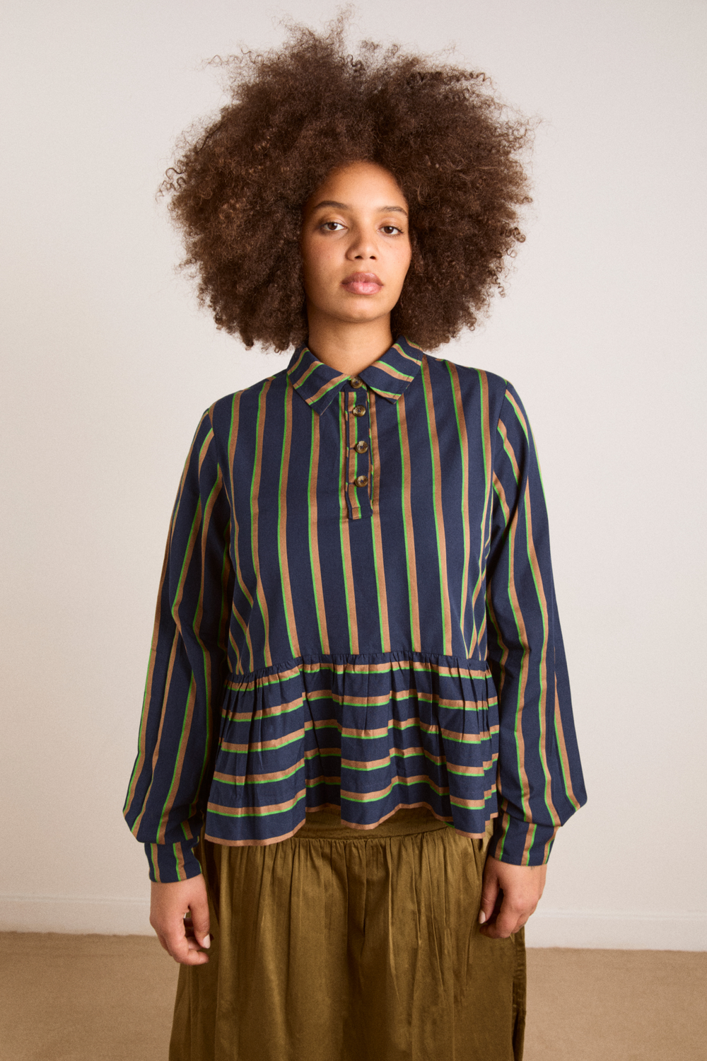 kinsley shirt - navy/green stripe